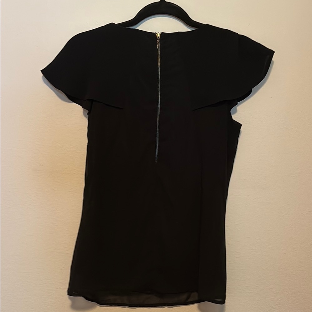 Chic Black Ruffled Blouse - Picture 5 of 5